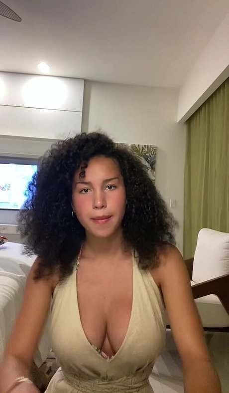 Sofia Wylie nette pornostar foto