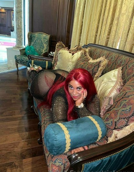 PinkyXXX porno kunst bild