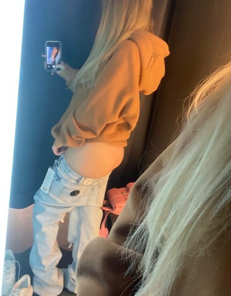 dünne große titten nur fans kunst nackt foto