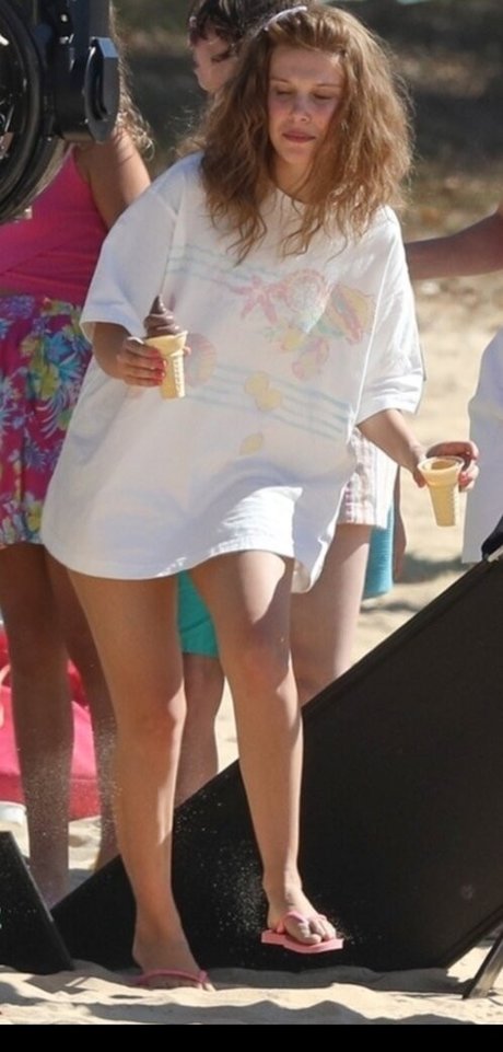 Millie Bobby Brown erwachsene archiv