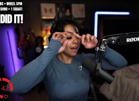 Aileen Senpai porno schöne bild