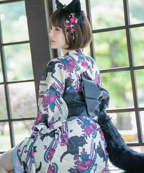 Ying Tze schauspielerin schöne foto