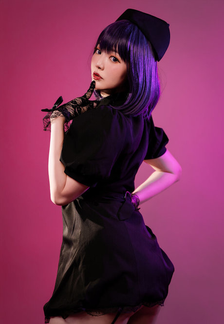 Ying Tze erotische exklusive galerie