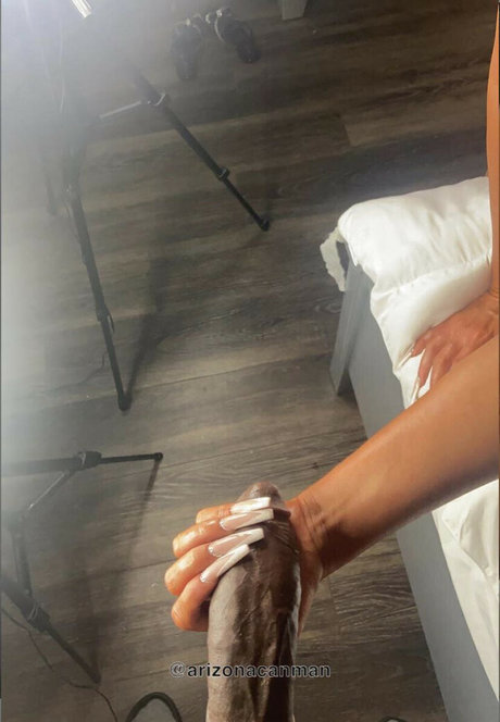 Alyssa Adelene pornografische bilder