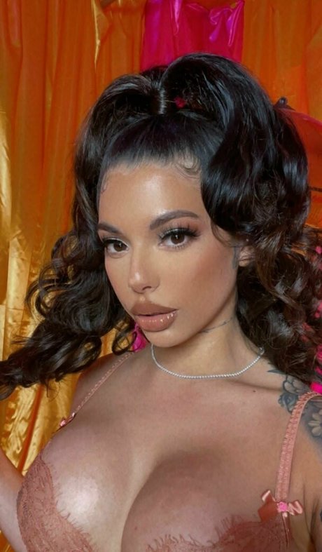 gvalentinaxxx model akt archiv