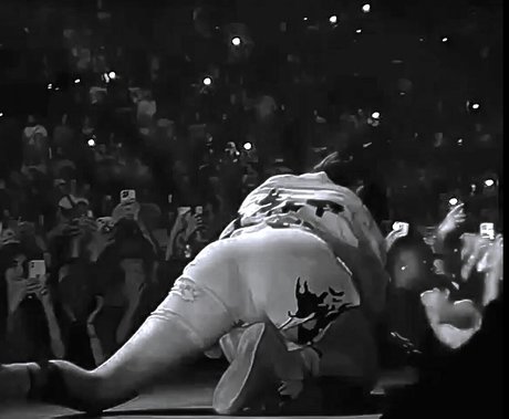 asiatisches teen solo onlyfans freie nacktheit bild