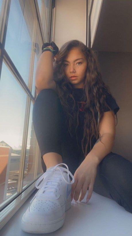 Skye Dolecki erwachsene freie galerien