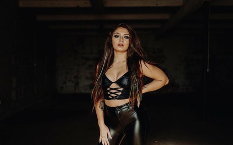 mama onlyfans kunst sexy fotos