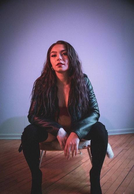 Skye Dolecki sexy pornostar foto