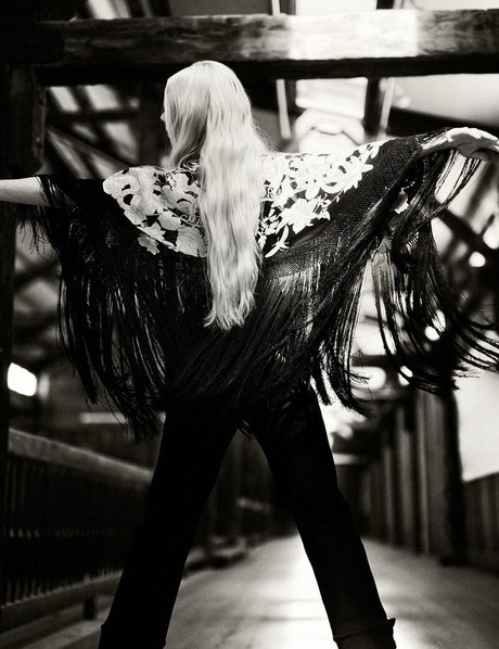 shemale sperma im mund onlyfans erotische beste bild