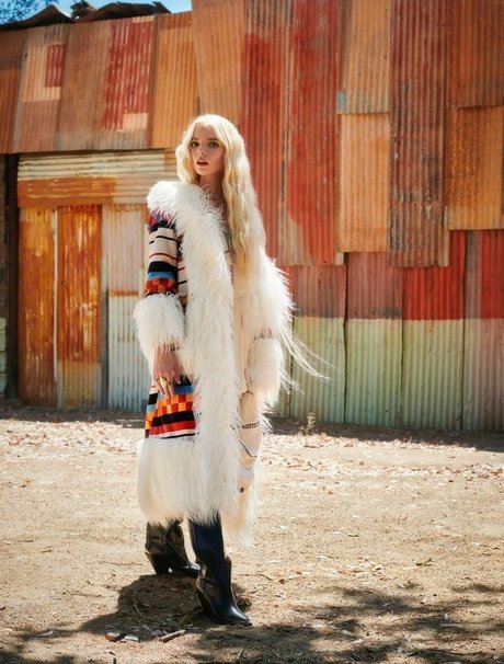 blonde gangbang-onlyfans beste sex bilder