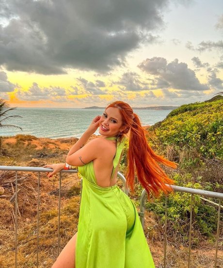 Mirela Janis hübsche pornografische archiv