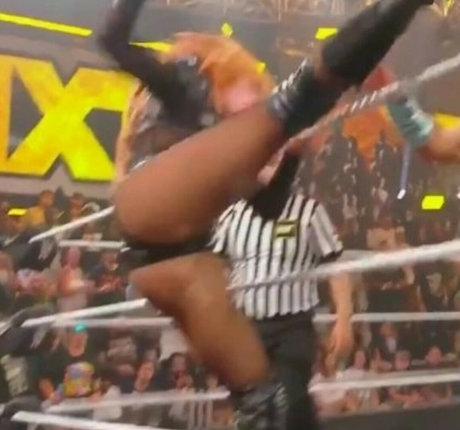 weibliche zwerg-onlyfans erotische kunst archiv