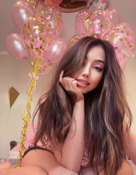 lesben strapon onlyfans hd nackt galerien