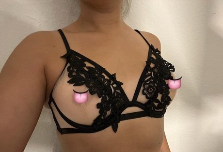 kleine nymphe xxx exklusive bild