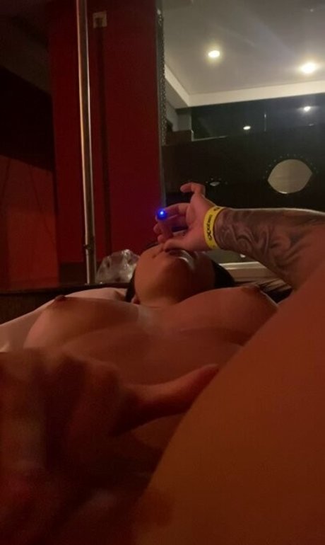 Japa Ale erotische nackten bild