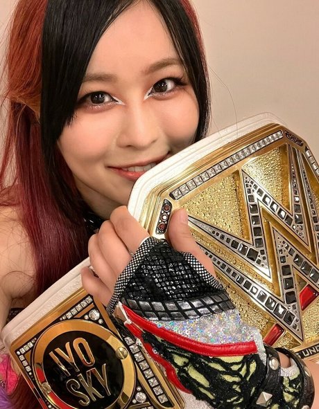 yoga-milf-onlyfans nackte bild