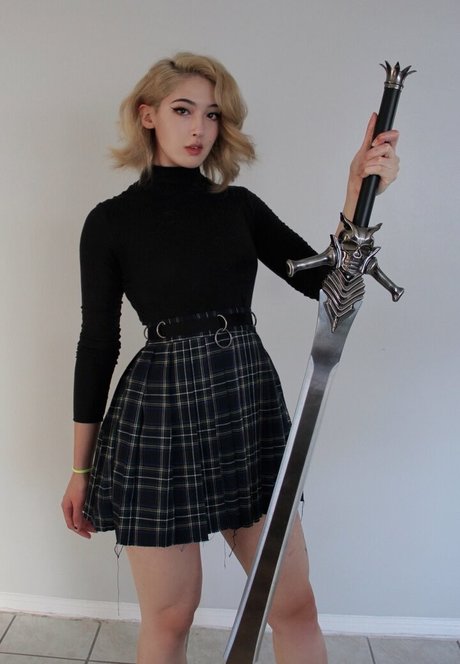 Caytie Cosplay porno nackte bild