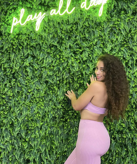 Samantha Irvin porno nackte foto