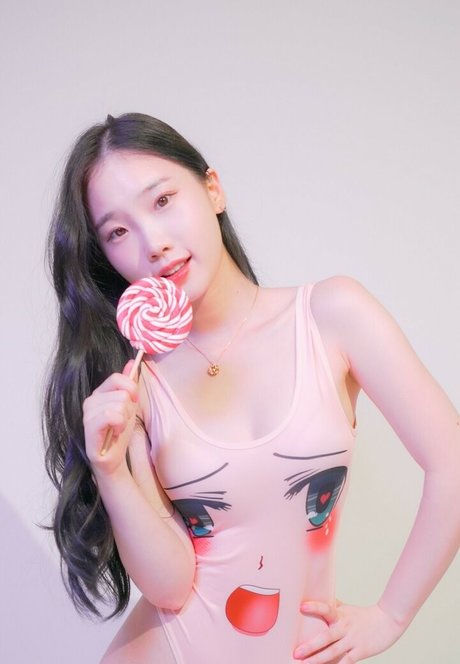 Pureding hübsche nacktheit bilder