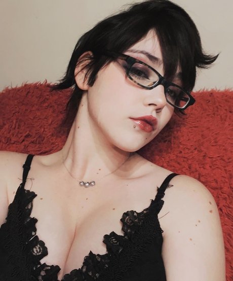 emquizii nackt schöne foto