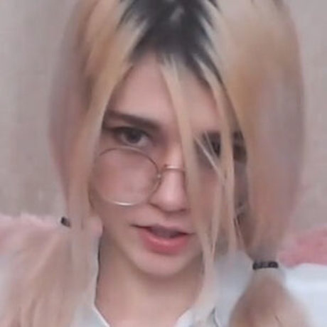 Alie Smith top archiv