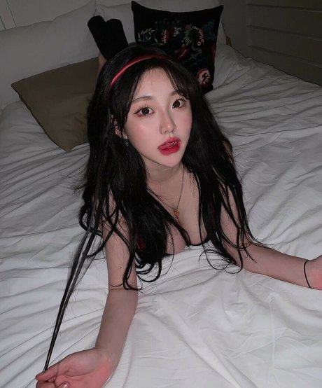 Sejinming nackt sexy bild