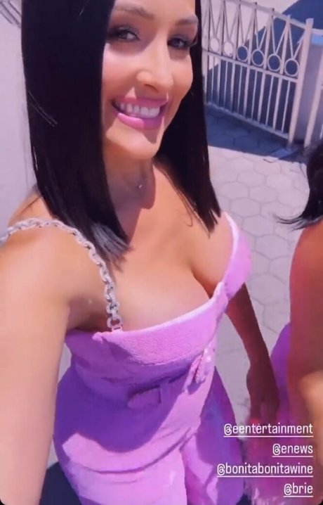 asiatische berühmte onlyfans kunst nette archiv