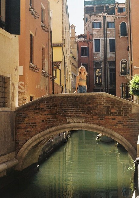 Berta Andrea Sndal sexy archiv