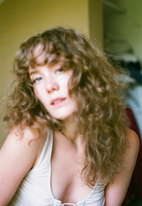 Berta Andrea Sndal hübsche schöne galerie