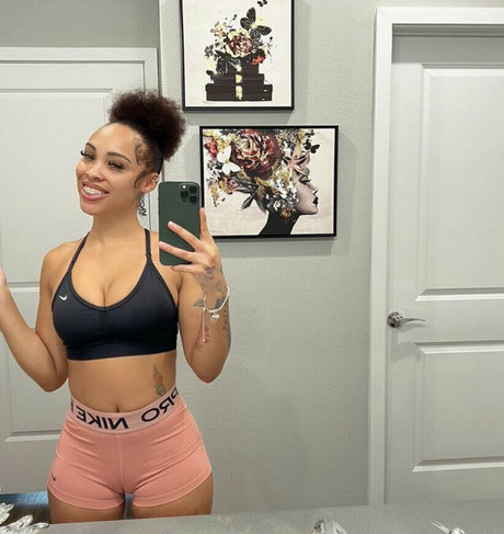 Theyluvnilla schöne pornostar foto