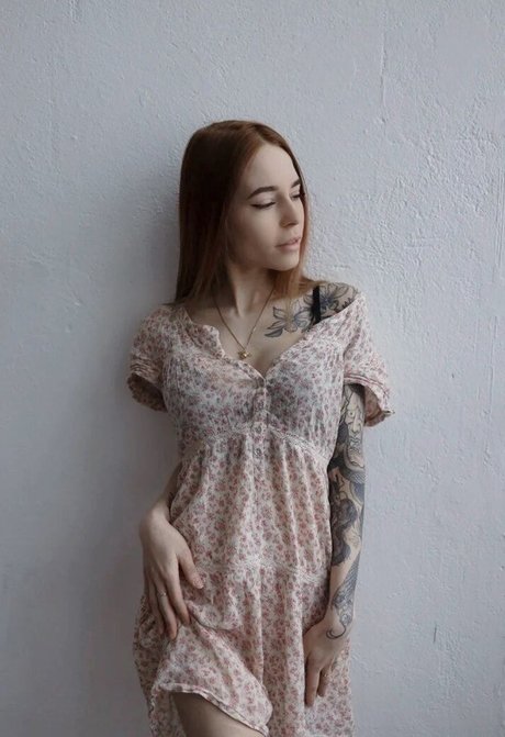 denlyasha model bilder