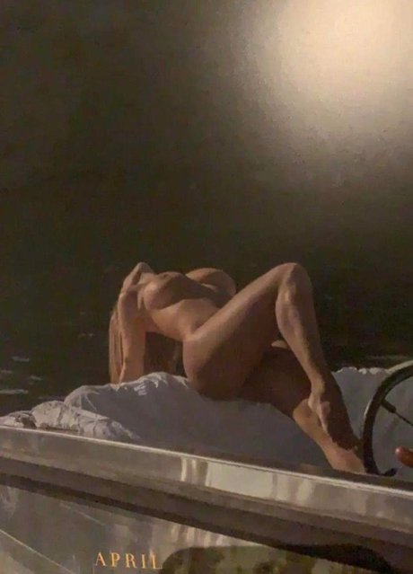 Luna Stevens schöne erwachsene galerien