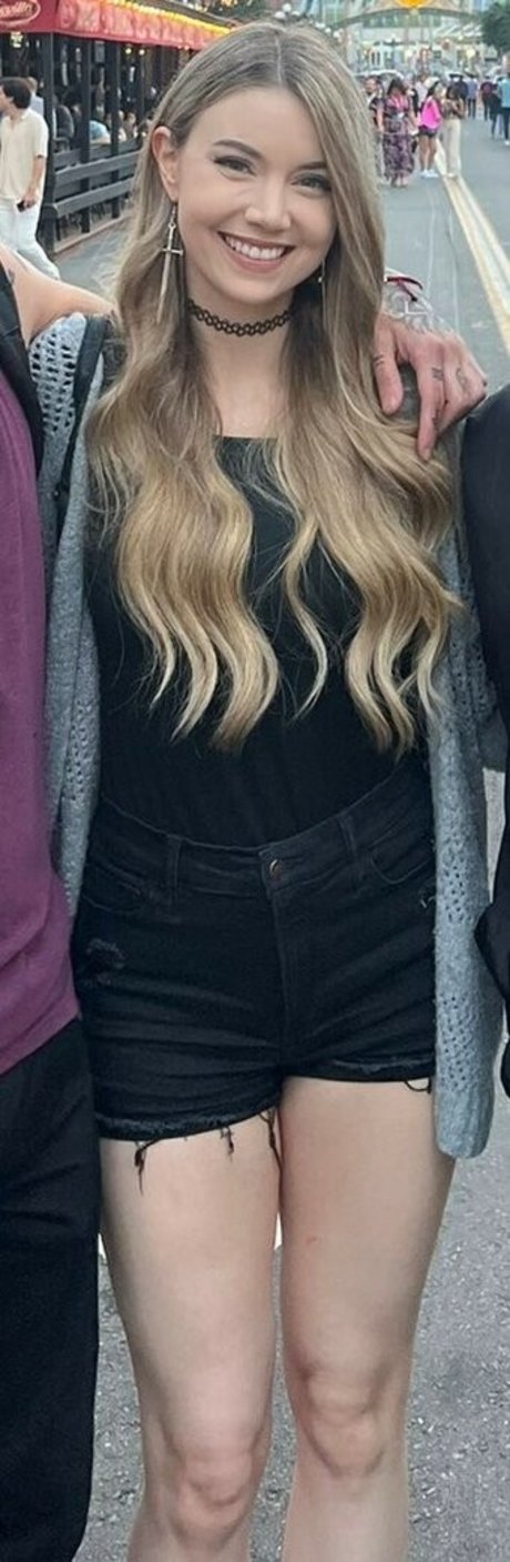 Dizzykitten kunst sex bild