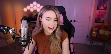 Dizzykitten porno perfekte foto