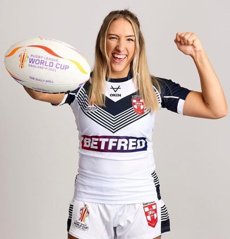 Caitlin Beevers sexy nackten galerien