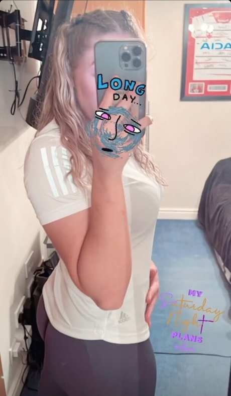 Caitlin Beevers kunst nacktheit galerie