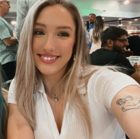 Caitlin Beevers heiße pornostar bilder