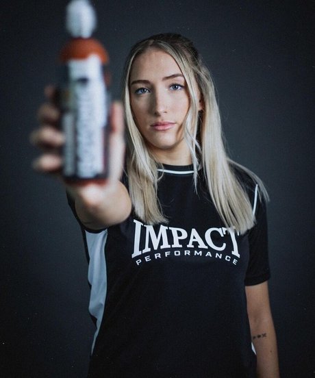 Caitlin Beevers schöne pornographische bilder