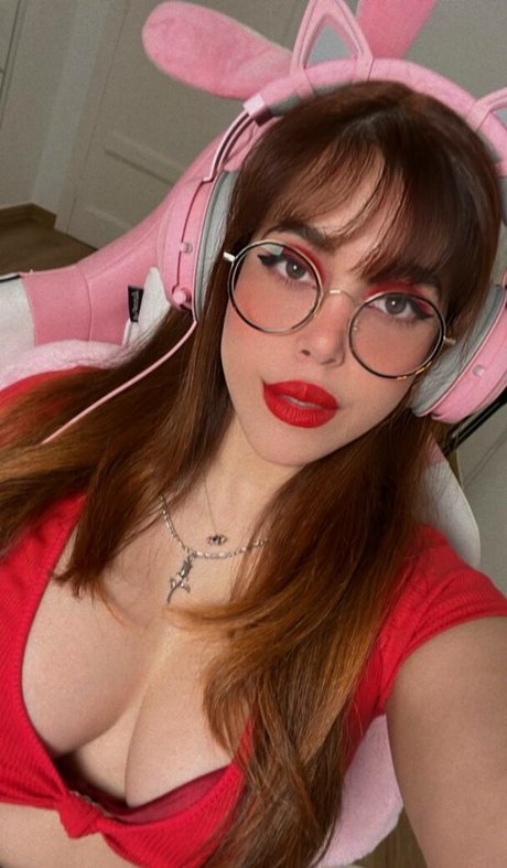 ViviTarantino hübsche perfekte archiv