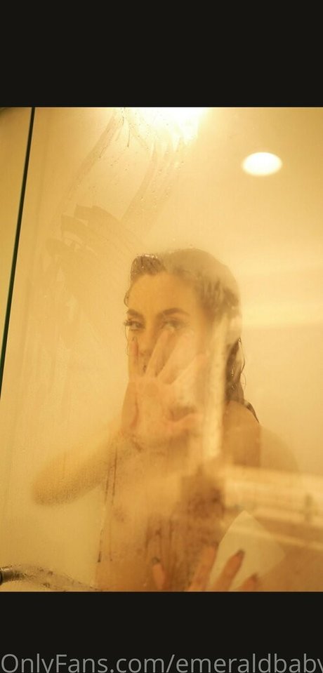 emeraldbaby1 nackt exklusive bild