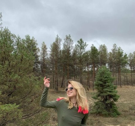 bannannahanna model akt bilder