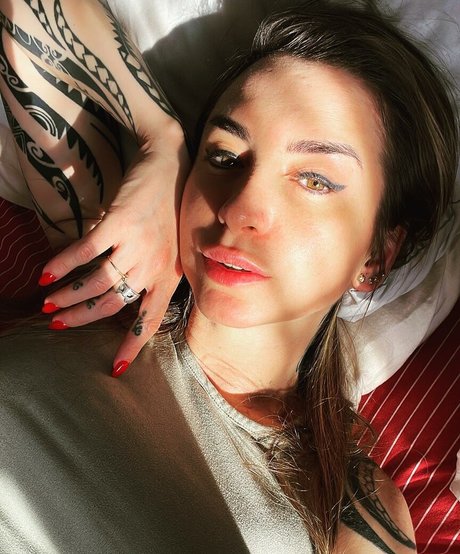 sexy teen onlyfans hübsche akt bild