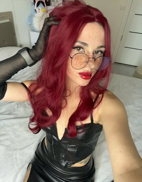 kurze teen-onlyfans nacktheit freie bild