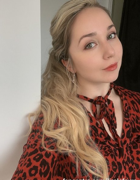 Lisa Lefevre kunst hd bild