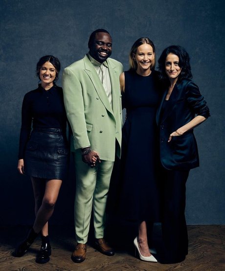 Jennifer Lawrence perfekte akt bilder