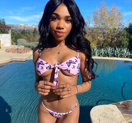 Teala Dunn pornographische pornostar bild