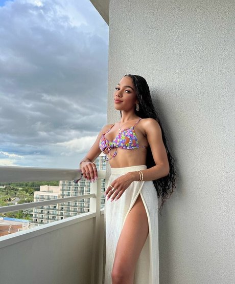 Teala Dunn top fotos