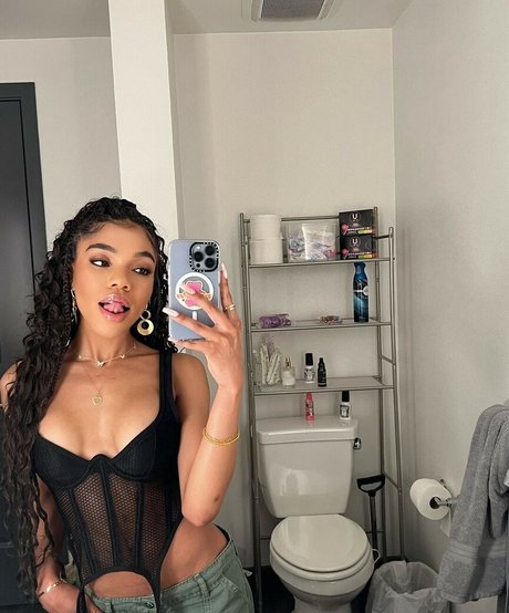 Teala Dunn perfekte top fotos
