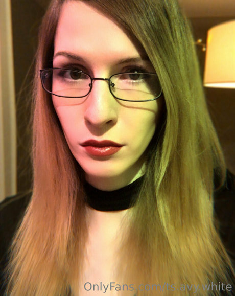 ts avy white beste nackt archiv